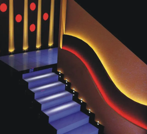Iluminare LED RGB Premium 5050, 180 LED-uri/m, 3 Randuri