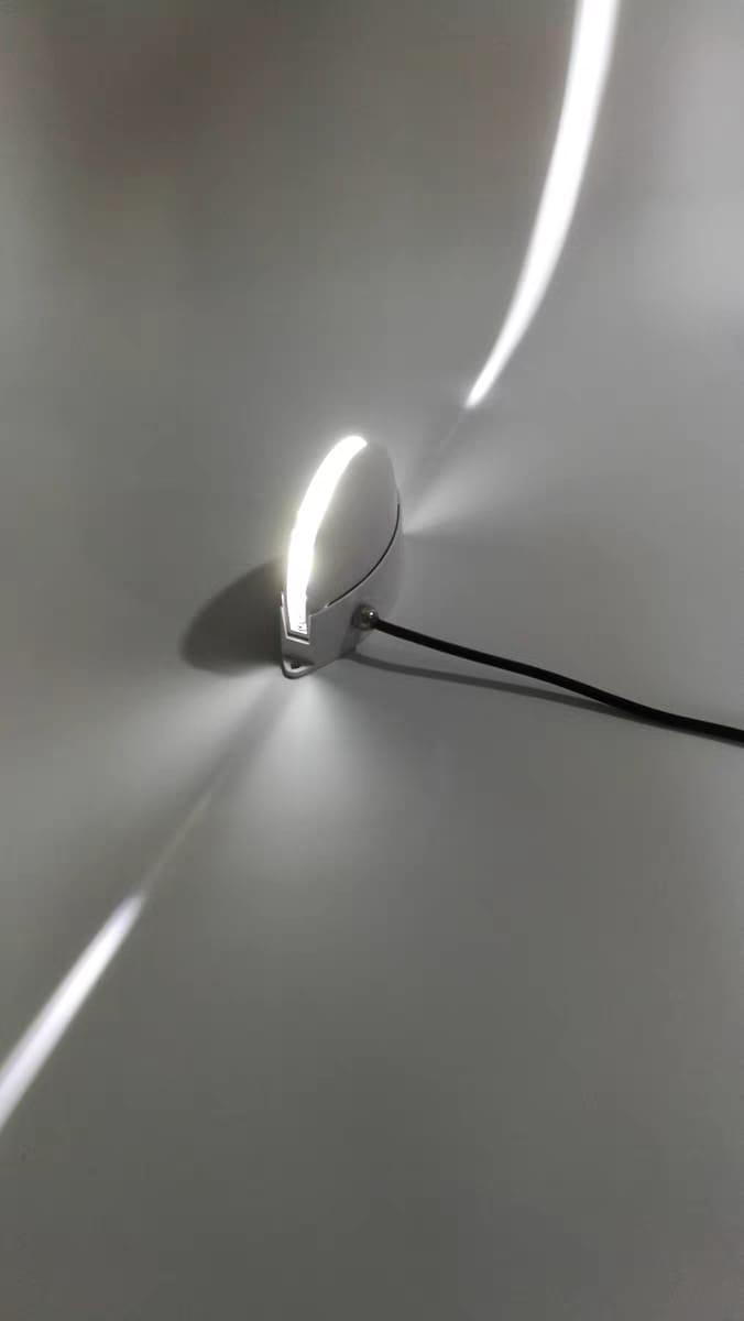 Proiector LED rezistent la intemperii 220V