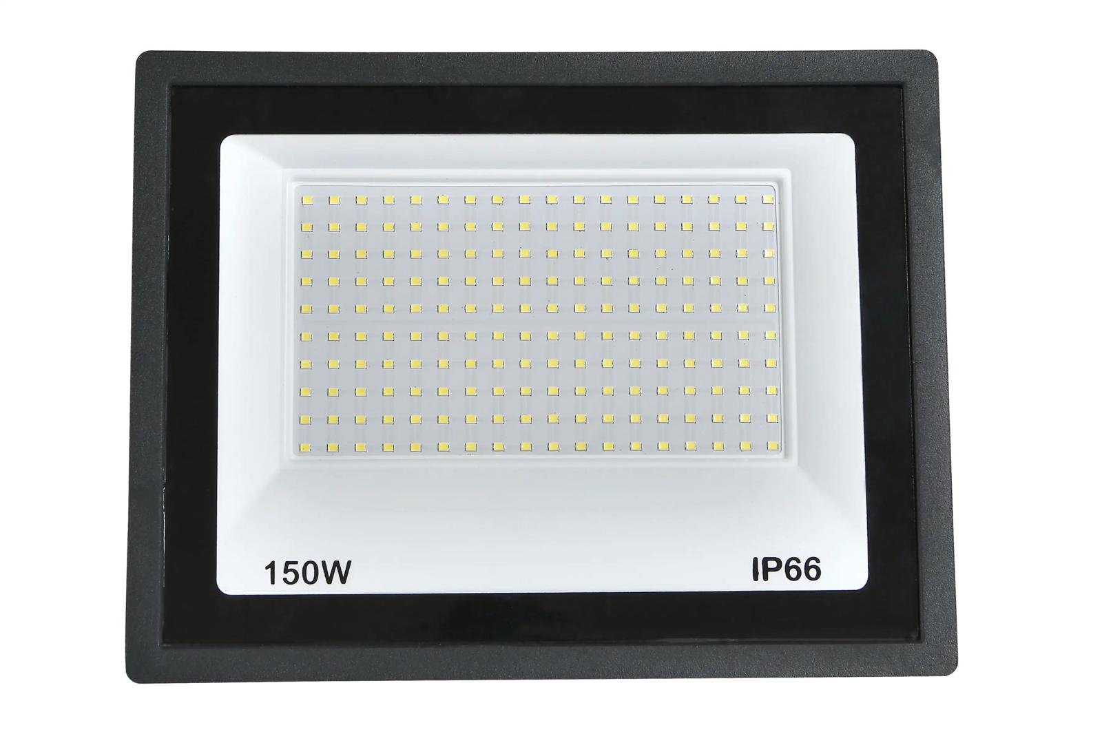Lampă LED 150W 6500K rezistentă la apă pentru grădini și curți