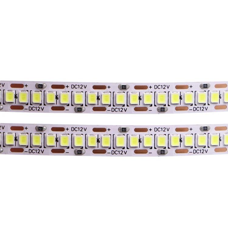 Bandă LED 5M Cu sau Fără Protecție Cauciuc IP44/IP20