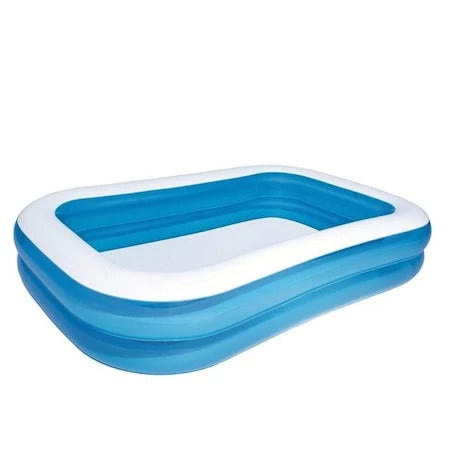 Piscina-XXL-pentru-intreaga-familie