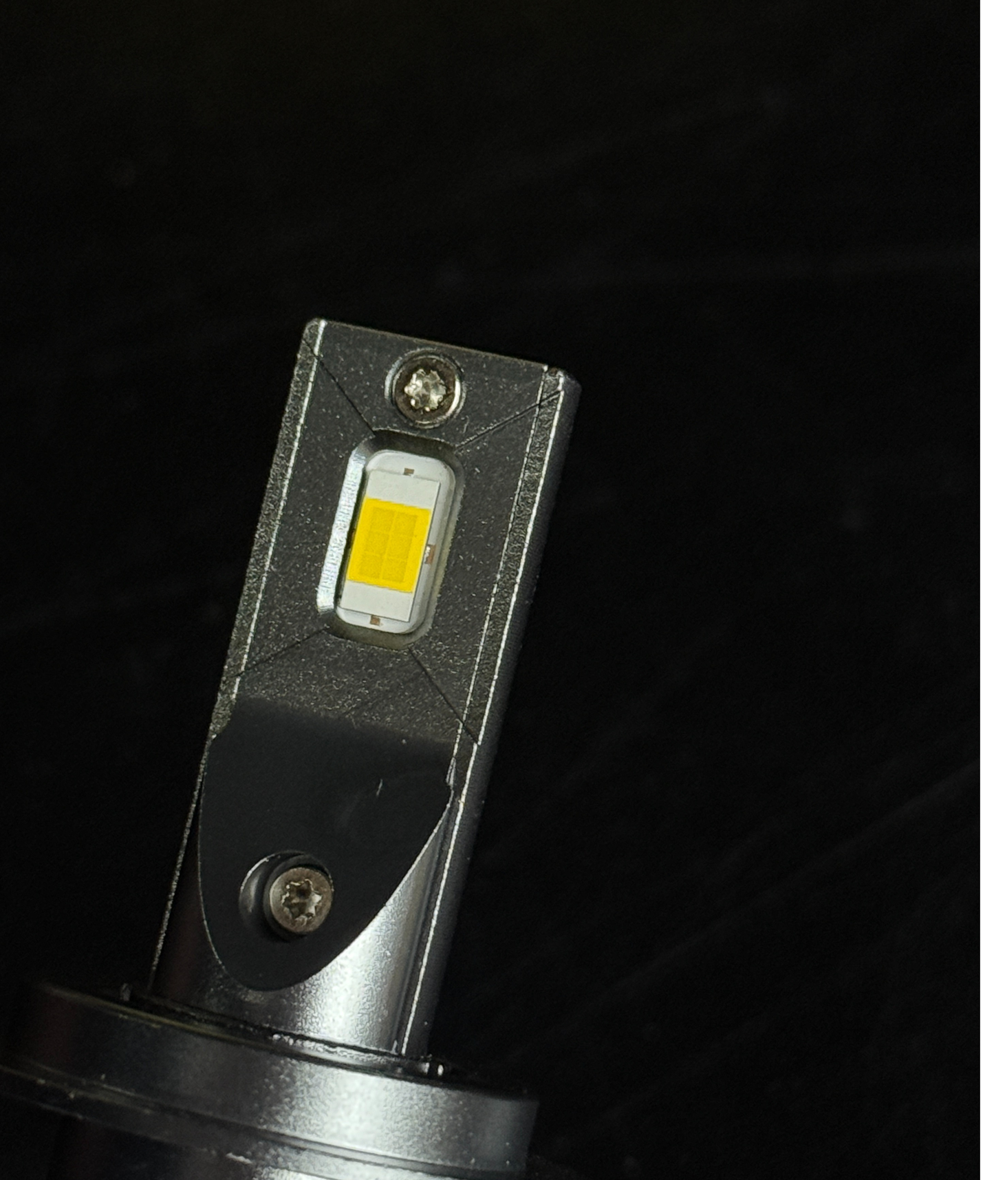 Becuri LED auto CANBUS 180W 18000LM alb cald 4300K plug & play ultra performante