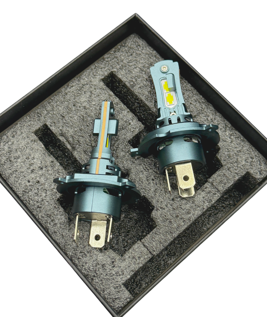 Set 2 Becuri LED Auto H4 CANBUS 150W, 19.000LM – Model Nou 2025 cu Ventilator de Racire, 4x Chip 3570 Ultra Puternic – Faruri LED Masina cu Luminozitate Maxima si Vizibilitate Premium