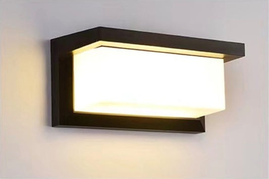 Lampa LED exterior neagră 18W alb cald, design modern