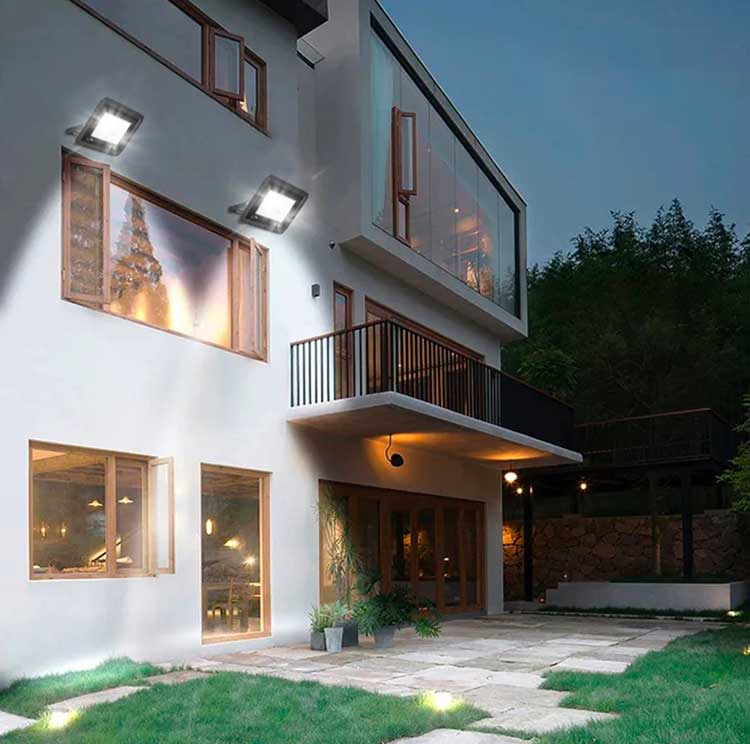 Proiector exterior LED 100W, iluminare albă rece, IP66