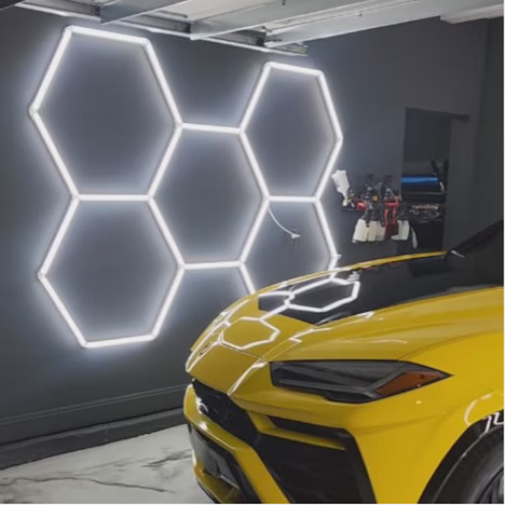 Design hexagonal aplica LED pentru tavan sau perete